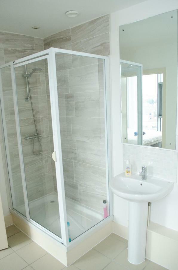 Penthouse In Liverpool City Centre - Free Parking - Balcony - By Happy Days Exterior foto